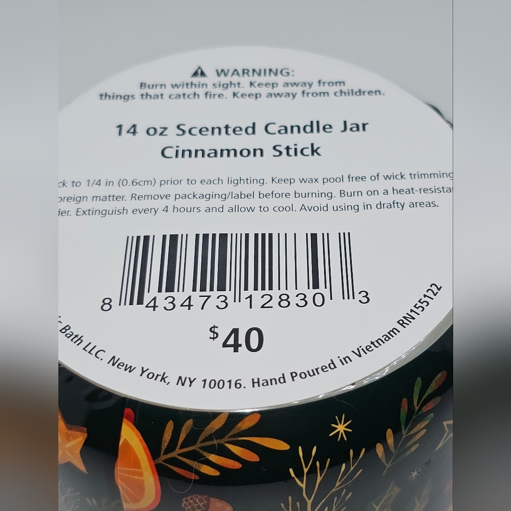 Xmas New Cinnamon Stick 14oz, 3 wick Jar Candle - Picture 2 of 4